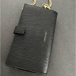 Calvin Klein Women’s Wallet with Removable Chain/Strap
